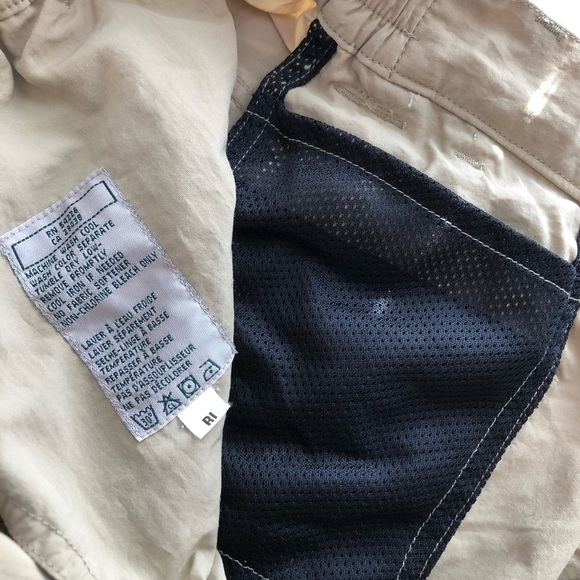 Royal Robbins  Cargo Shorts, 100% Nylon - Picture 3 of 5